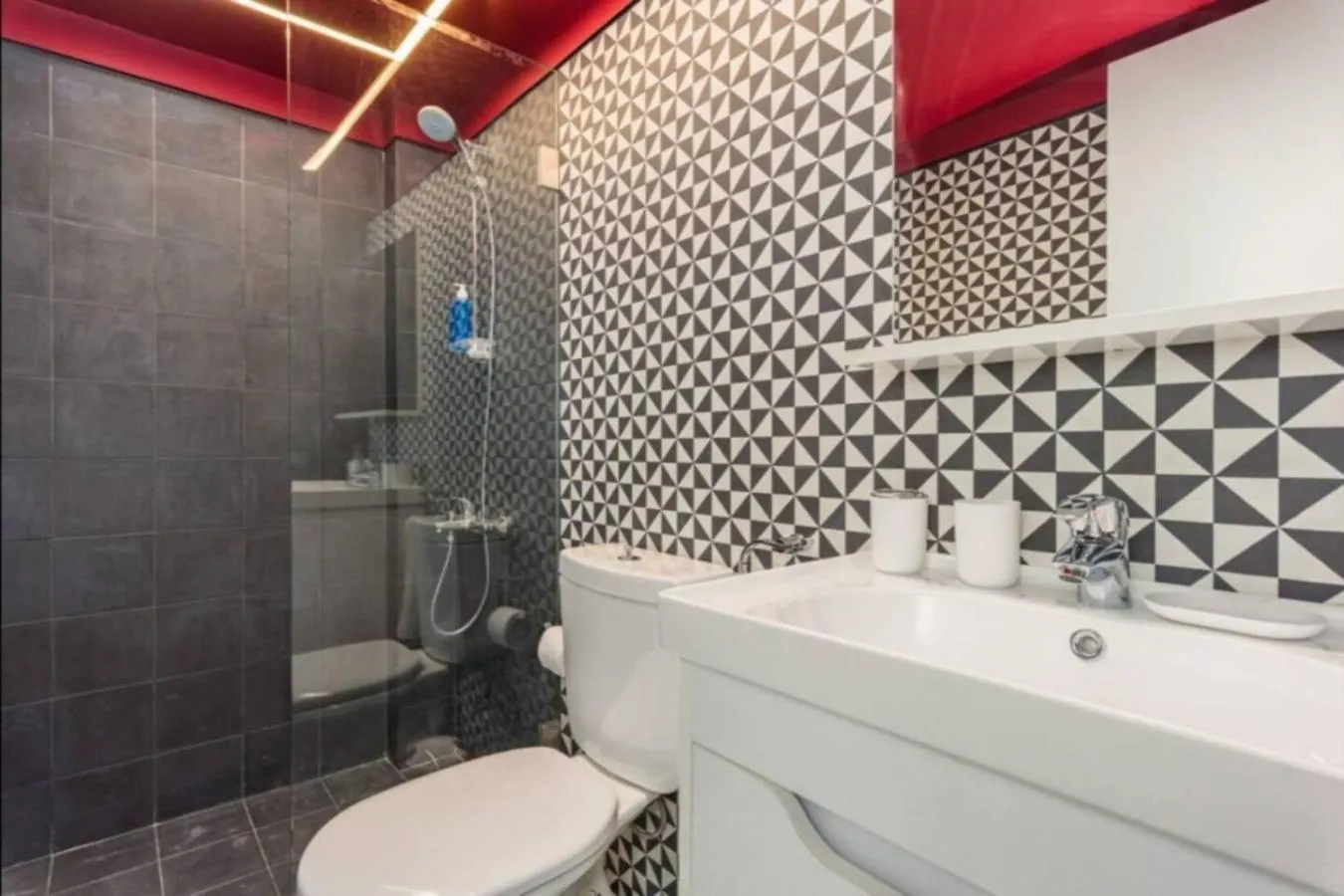 Tokyo 1Br Gemmayze Beirut Apartment