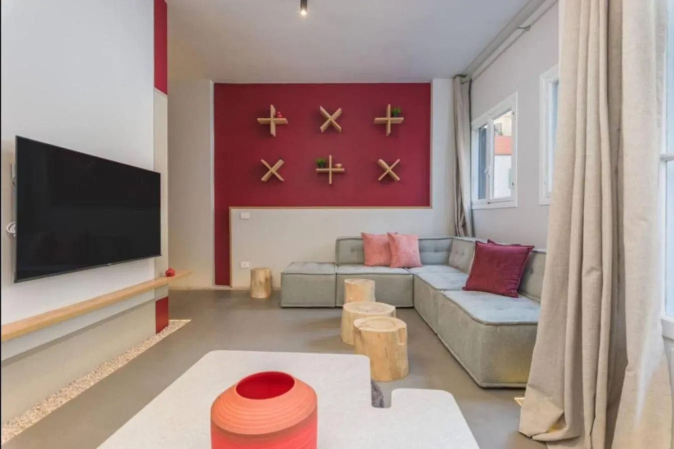 Tokyo 1Br Gemmayze Beirut